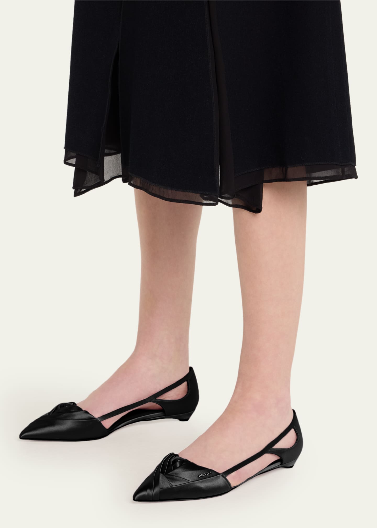 Prada Style Classic Flap 33 Rose Ballerine detail 2