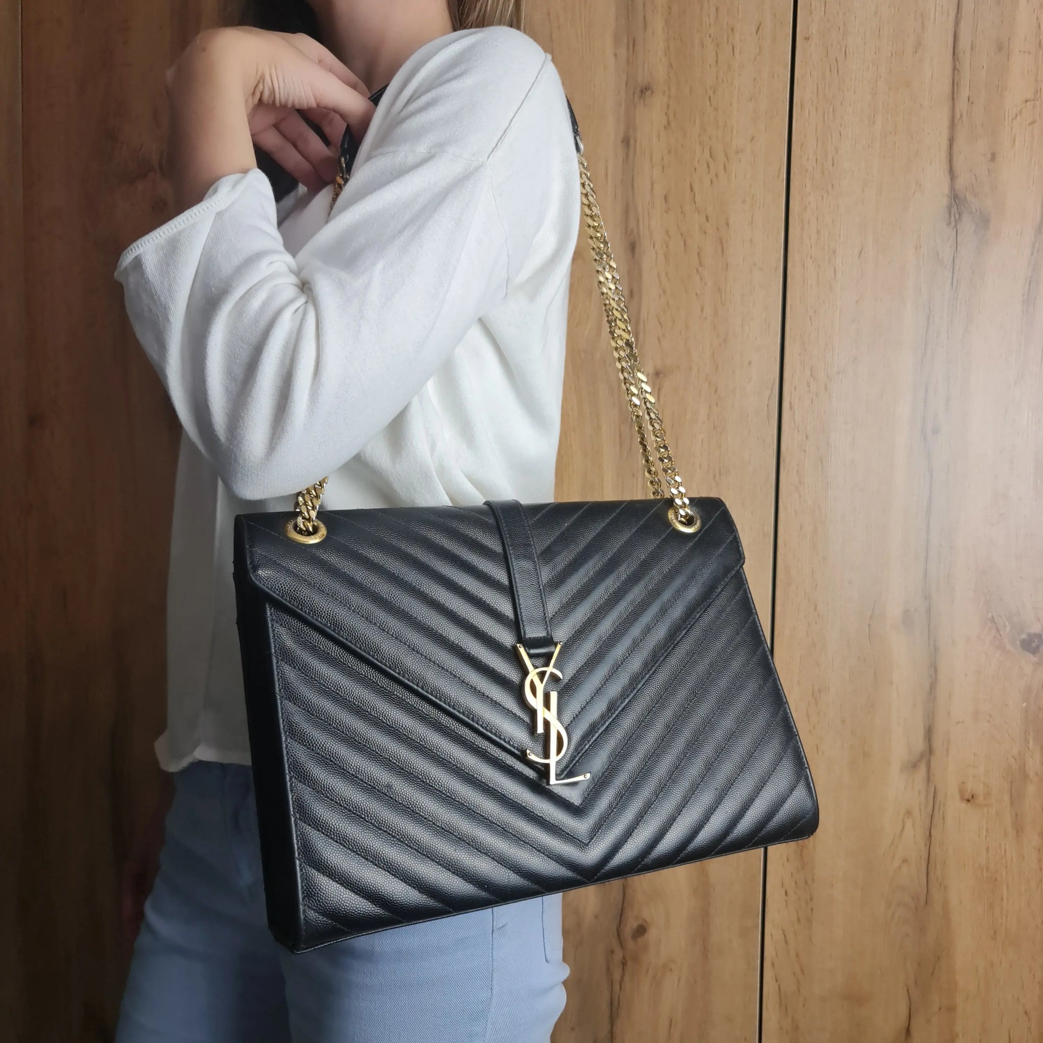 YSL Style Saddle Bag 71 Caviar Black detail 2