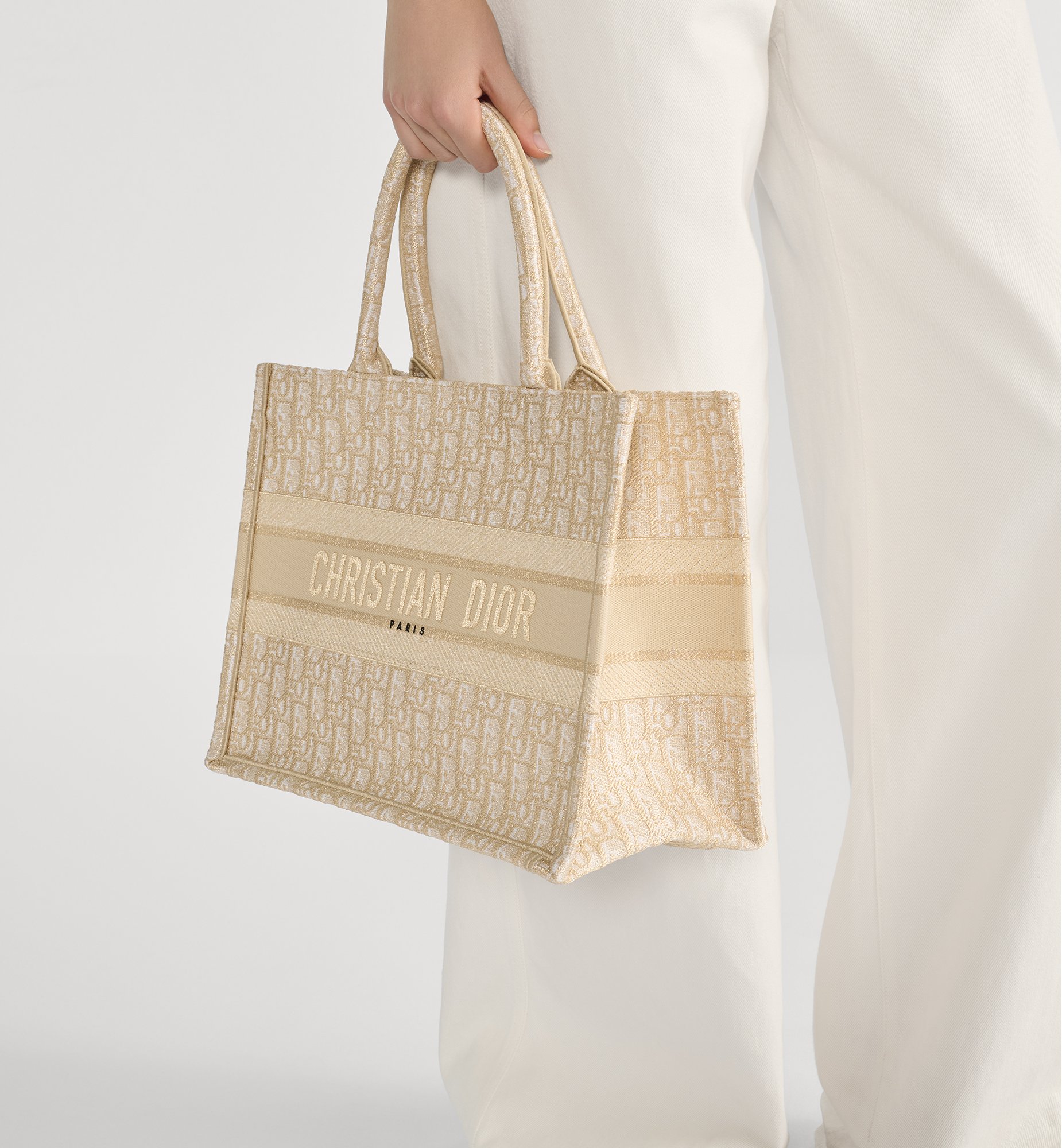 Dior Style Book Tote 56 Cognac detail 3