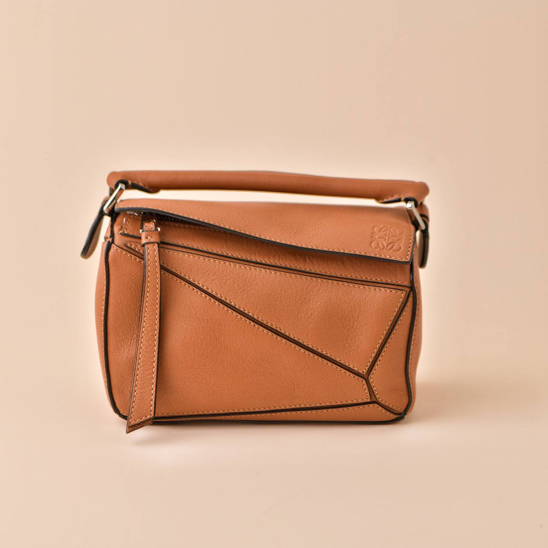 Loewe Style Puzzle Mini Crossbody Tan detail 4