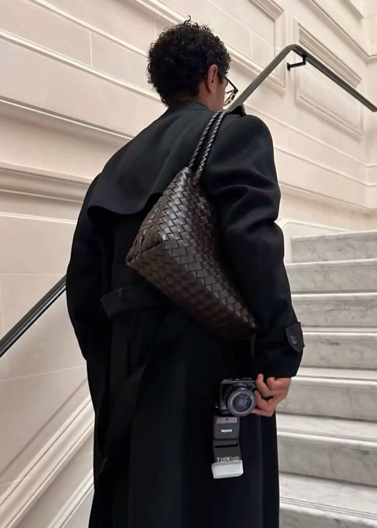 Bottega Style Boy Bag 62 Bleu Nuit detail 2