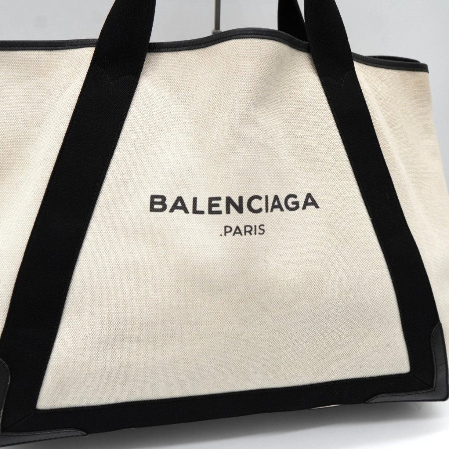 Balenciaga Style Cabas 16 84 Ivory detail 2