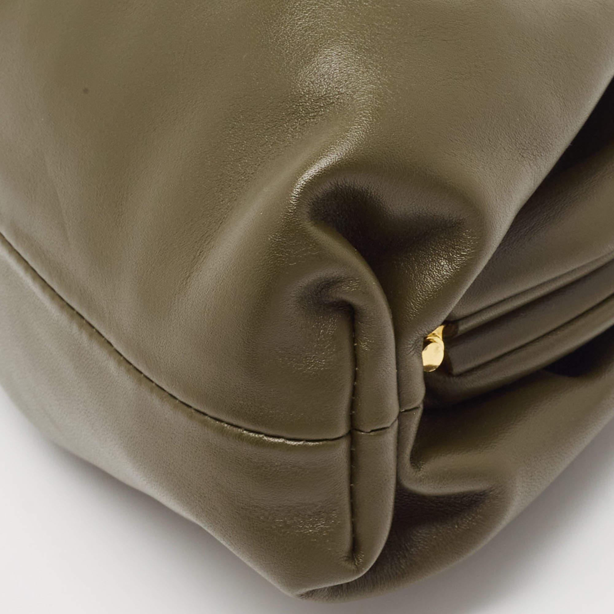 Bottega Style Jackie 1961 88 Olive detail 2