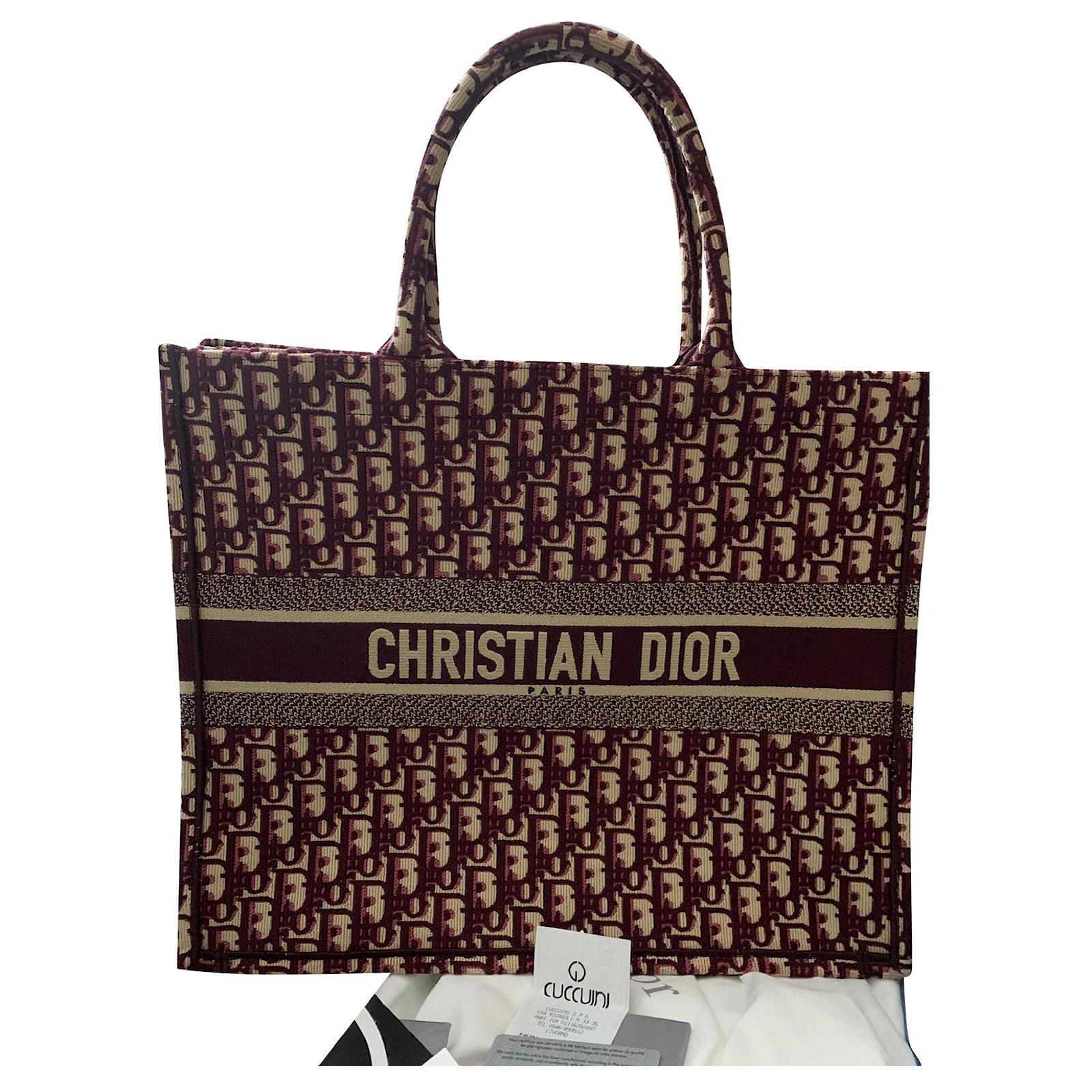 Dior Style Book Tote 91 Bordeaux detail 4