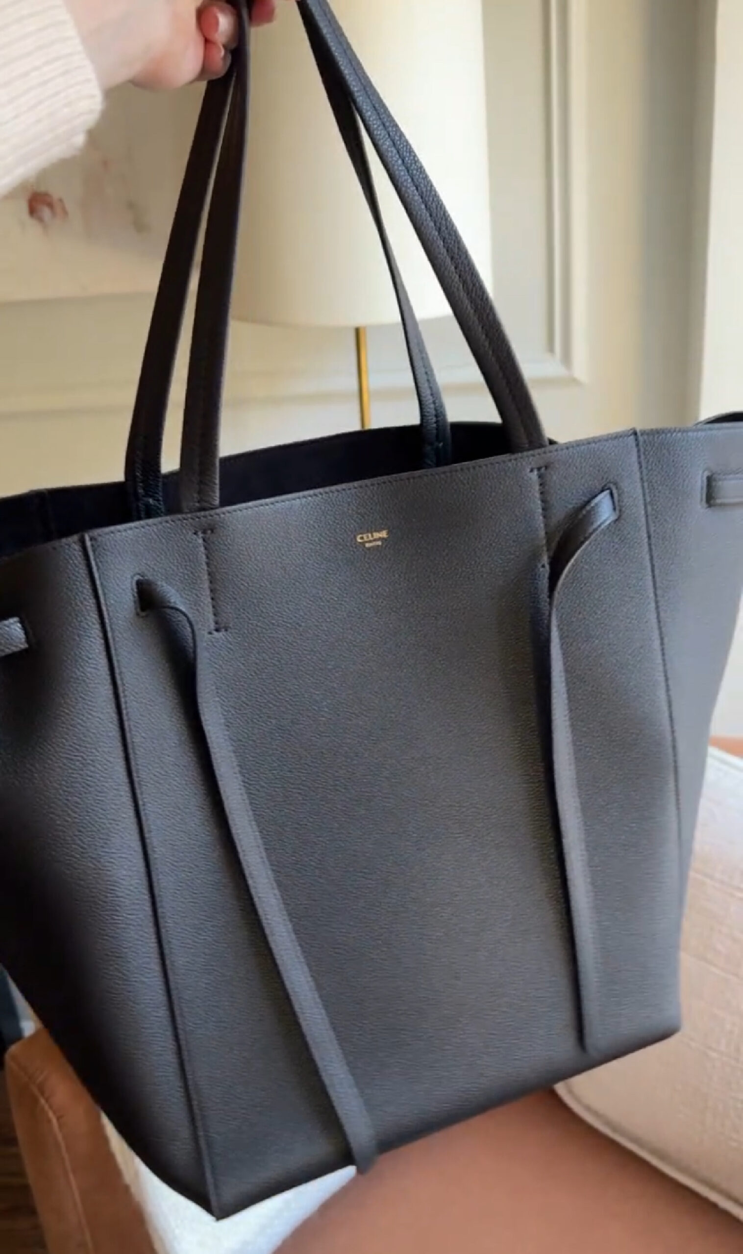 Celine Style Luco Tote 102 Fondant detail 4