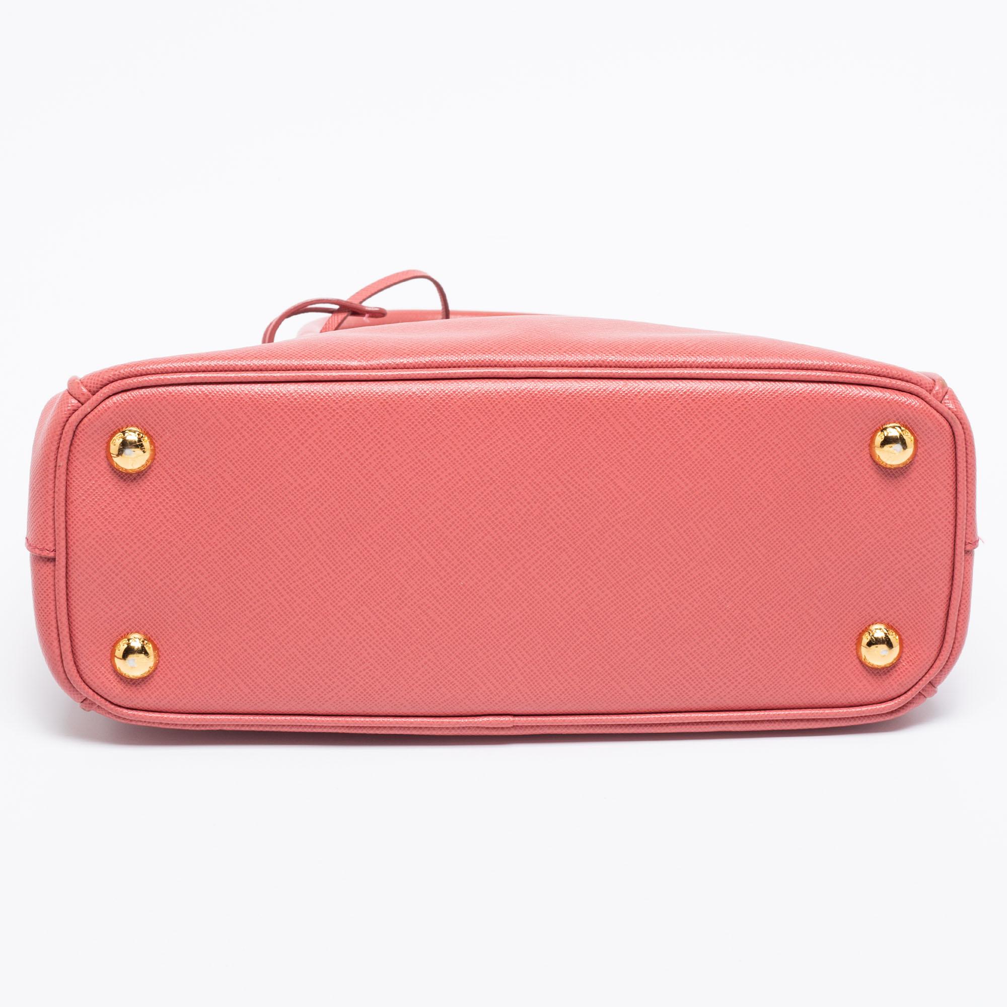 Prada Style Book Tote 116 Rose Ballerine detail 2