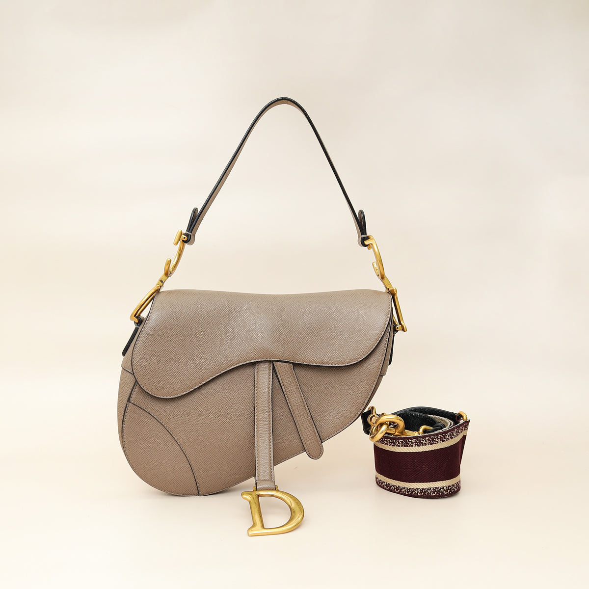 Dior Style Boy Bag 129 Etoupe detail 3