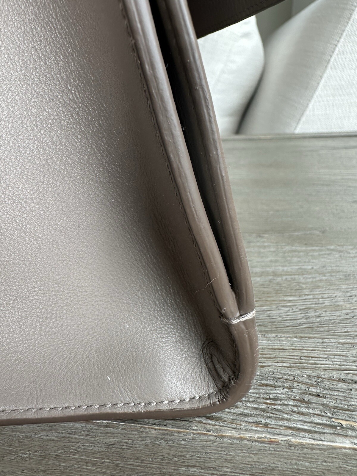 Dior Style Boy Bag 129 Etoupe detail 4