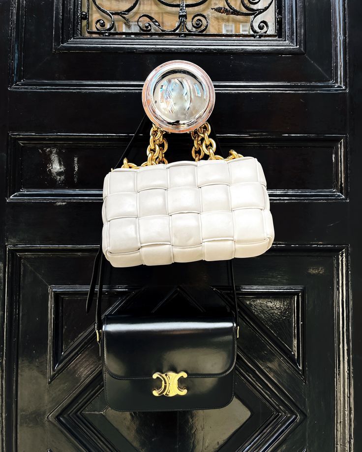 Celine Style Cassette Padded 137 Ivory detail 2