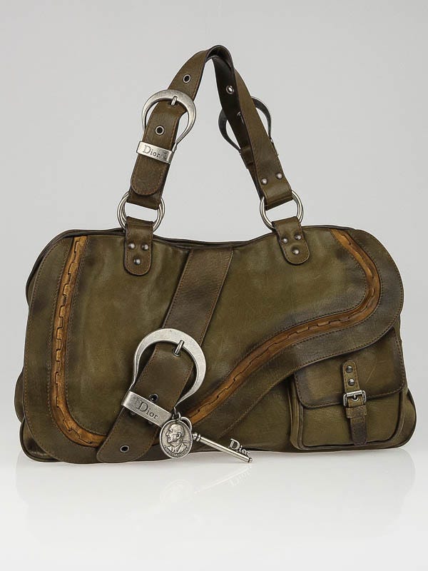 Dior Style Luco Tote 147 Olive detail 2