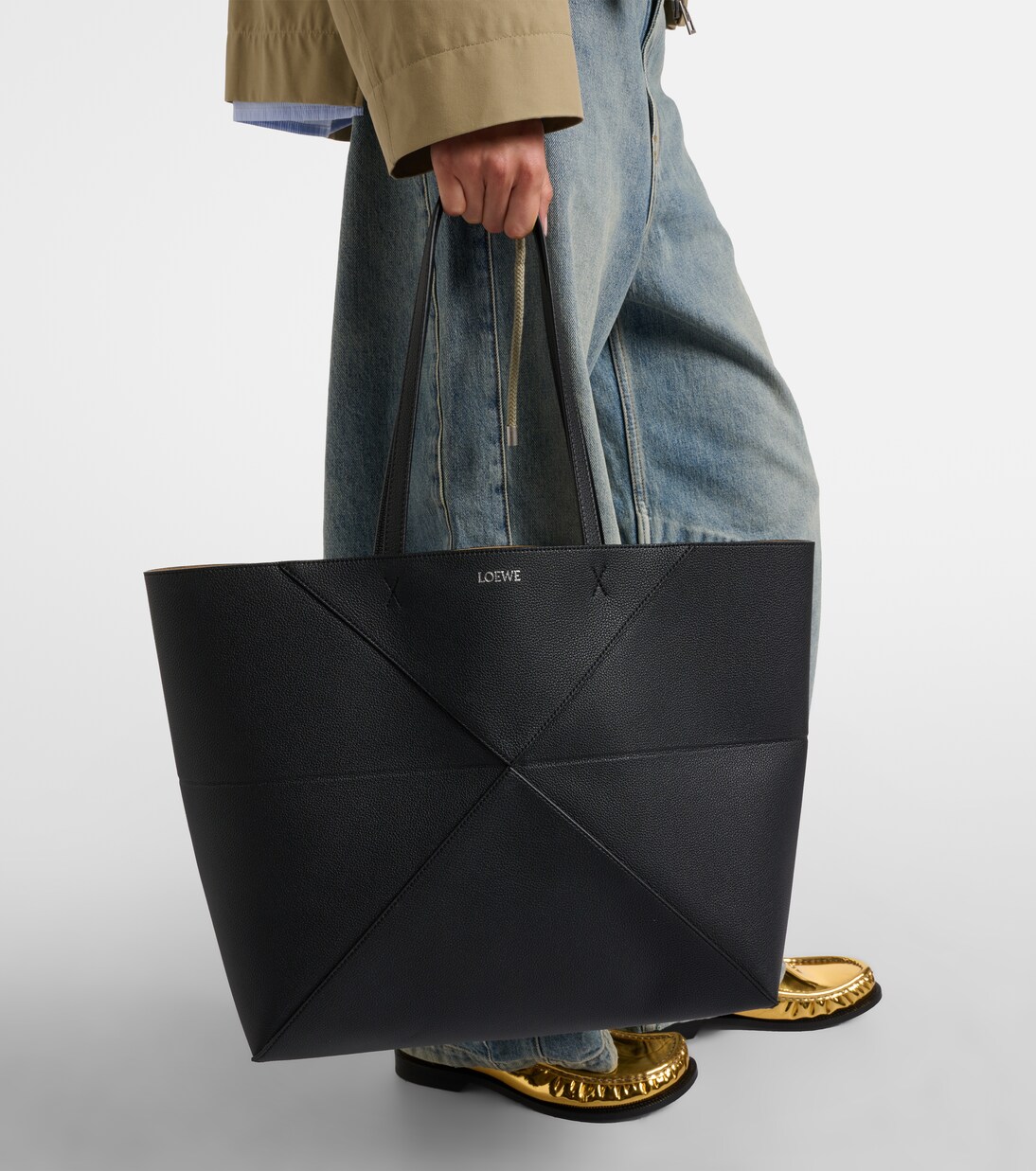 Loewe Style Cabas 16 149 Nero detail 3