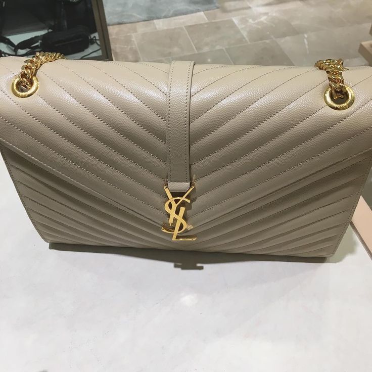 YSL Style Boy Bag 196 Beige detail 4