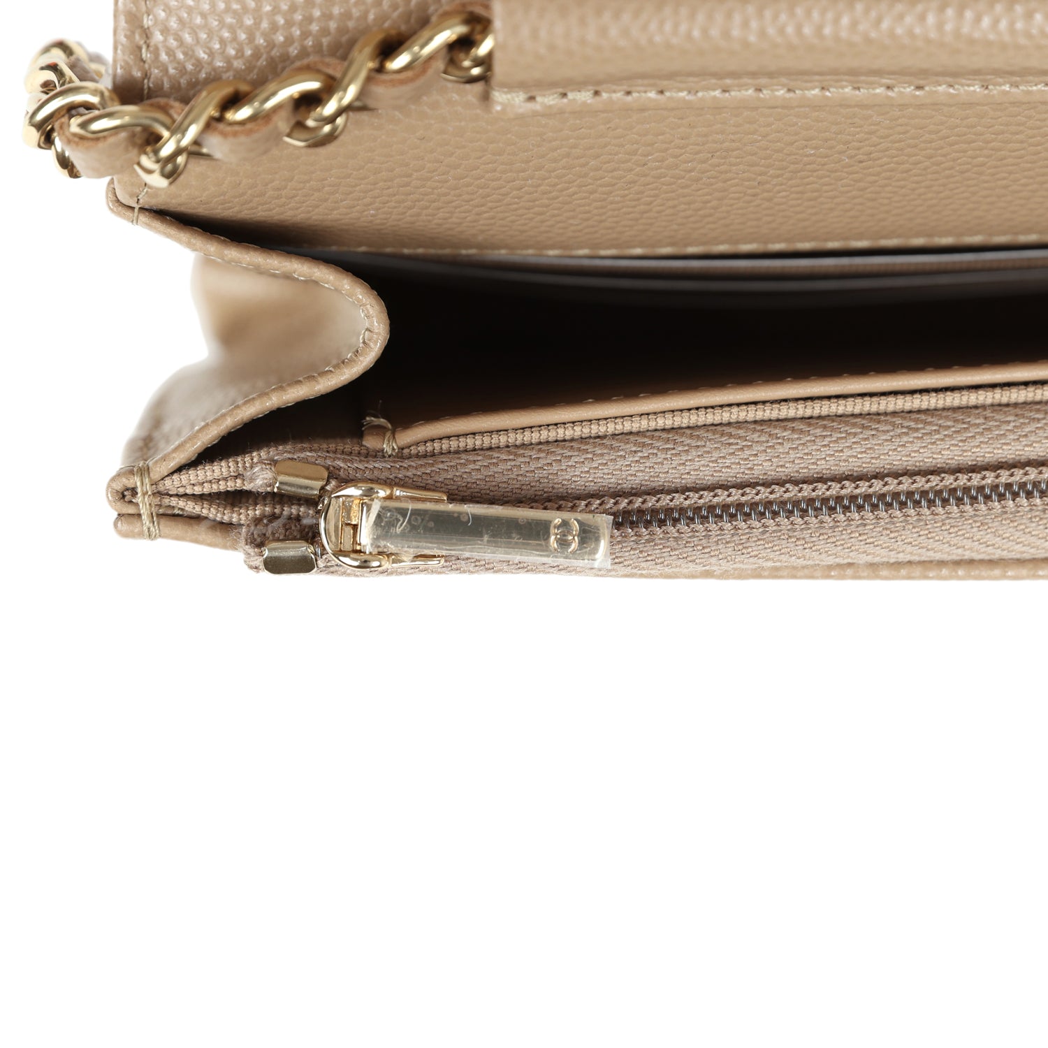 C Style Woc Classic Wallet On Chain Caviar Beige detail 3