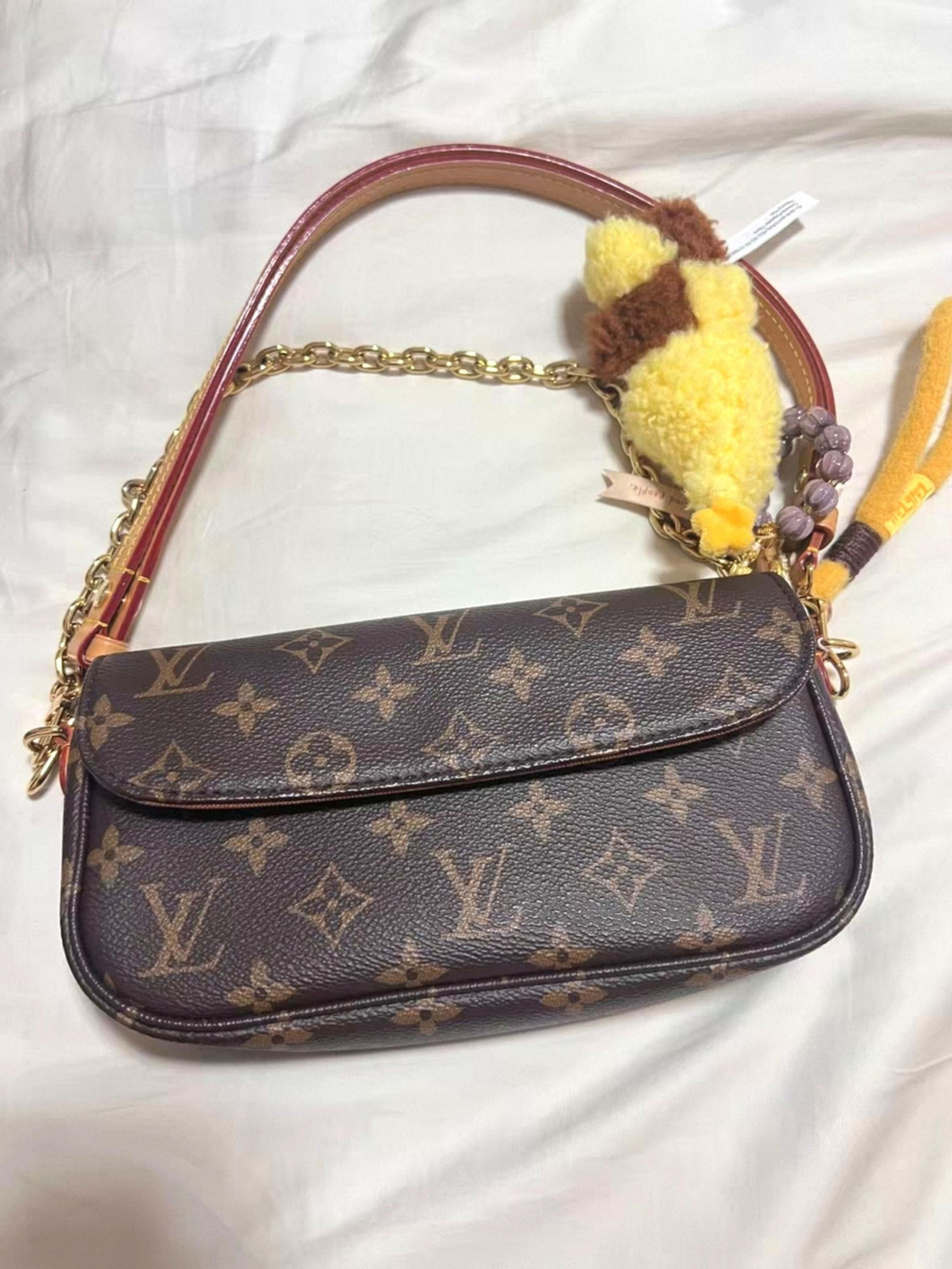 Damier Speedy 247