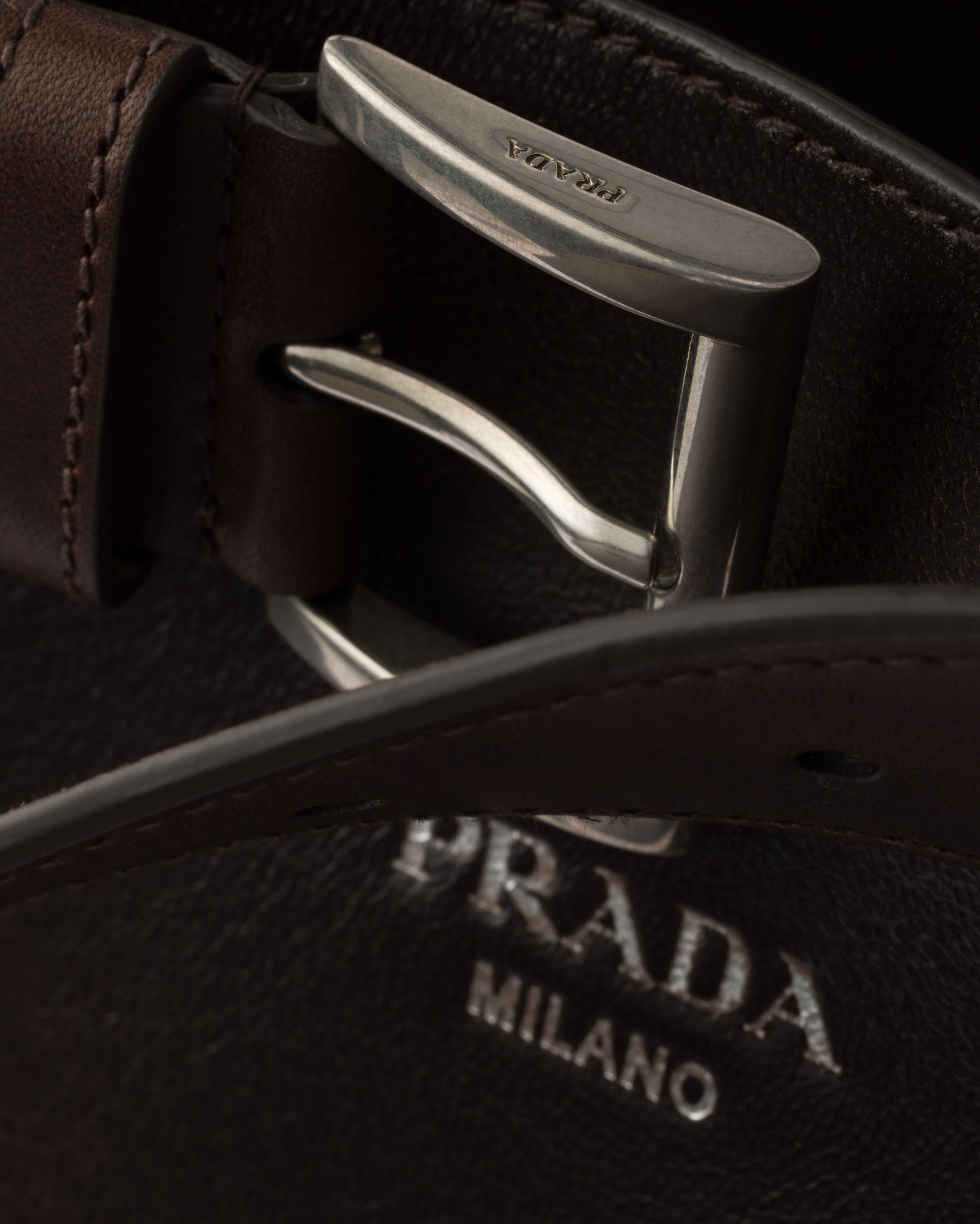 Prada Style Roller Buckle Belt 72 Bordeaux detail 3