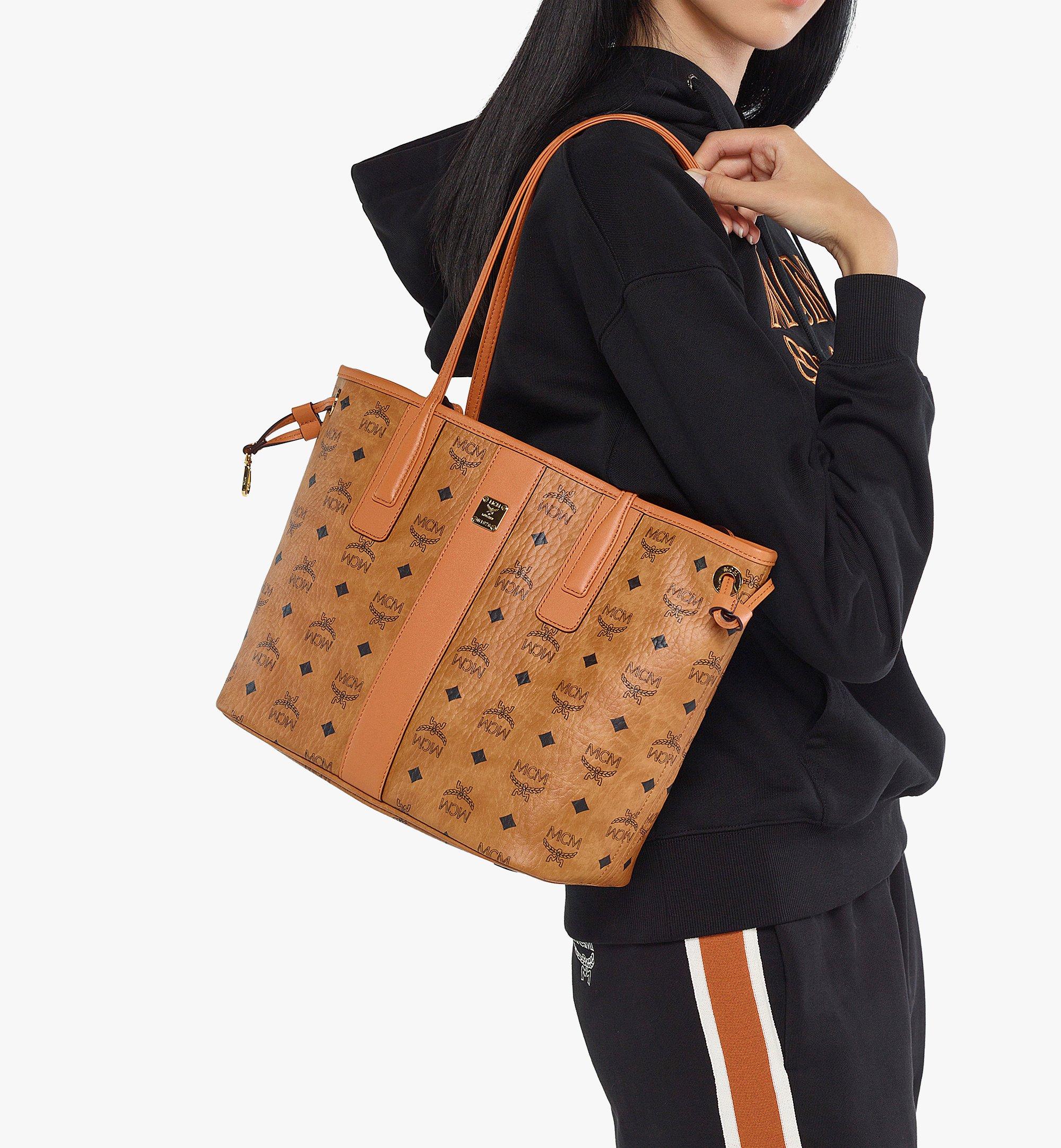MCM Style Visetos Reversible Cognac / Black detail 3
