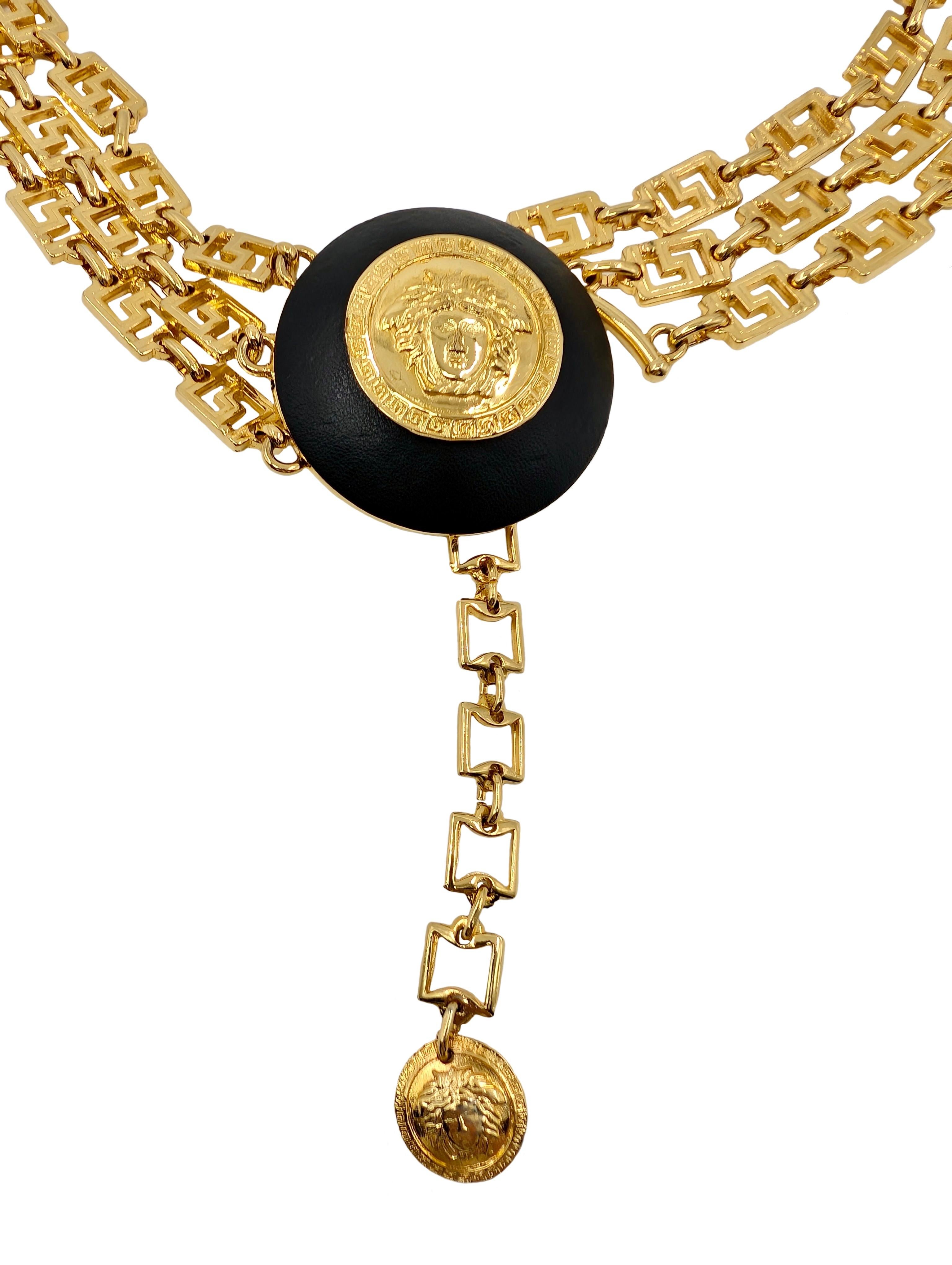 Versace Style Medusa Chain Belt Gold detail 2