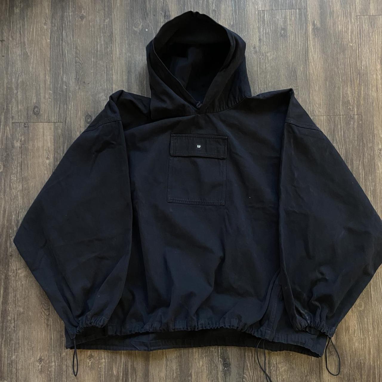 Yeezy Gap Style Windbreaker 218 Butter detail 2