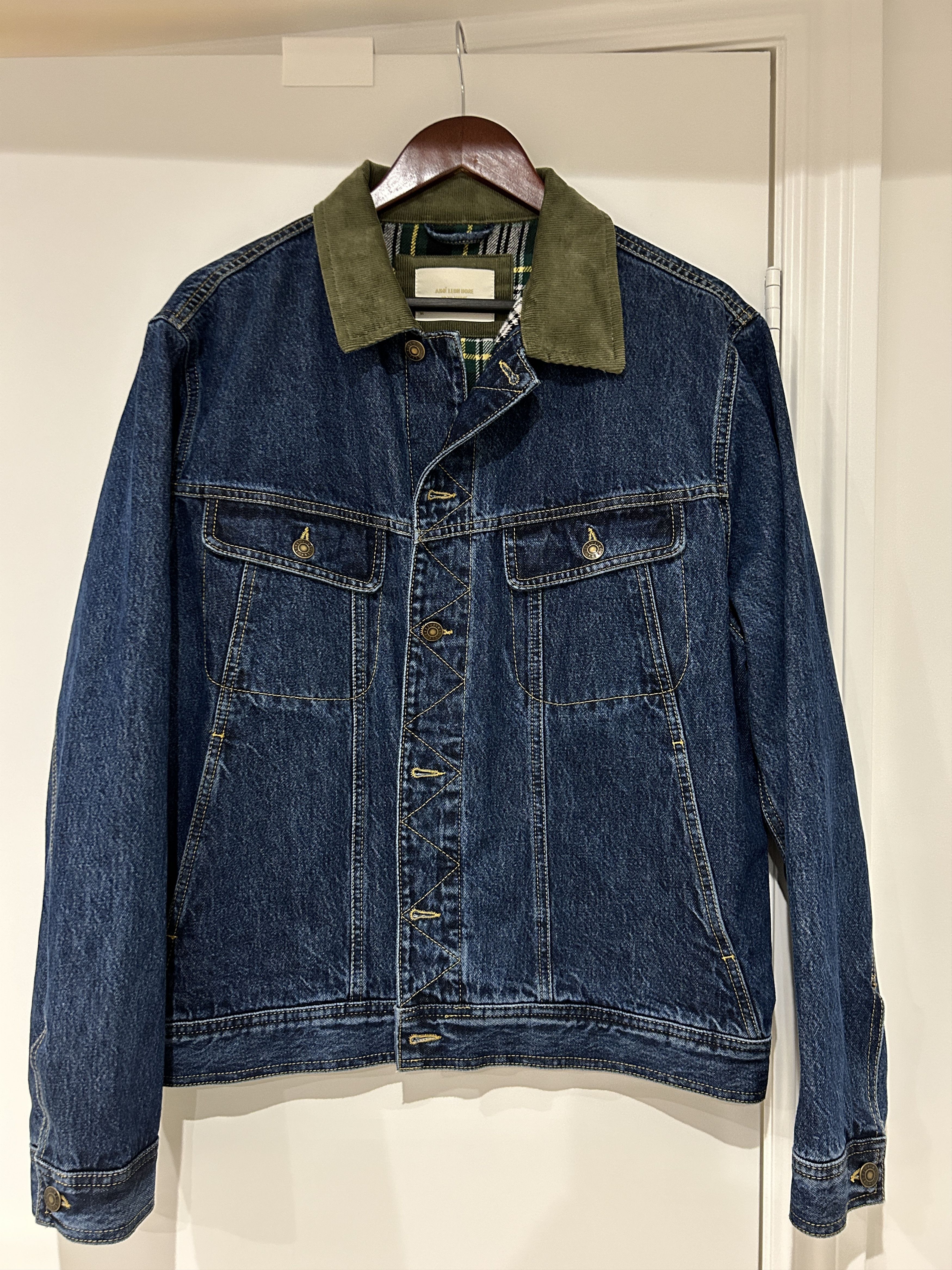 ALD Style Denim Trucker 219 Stone detail 2
