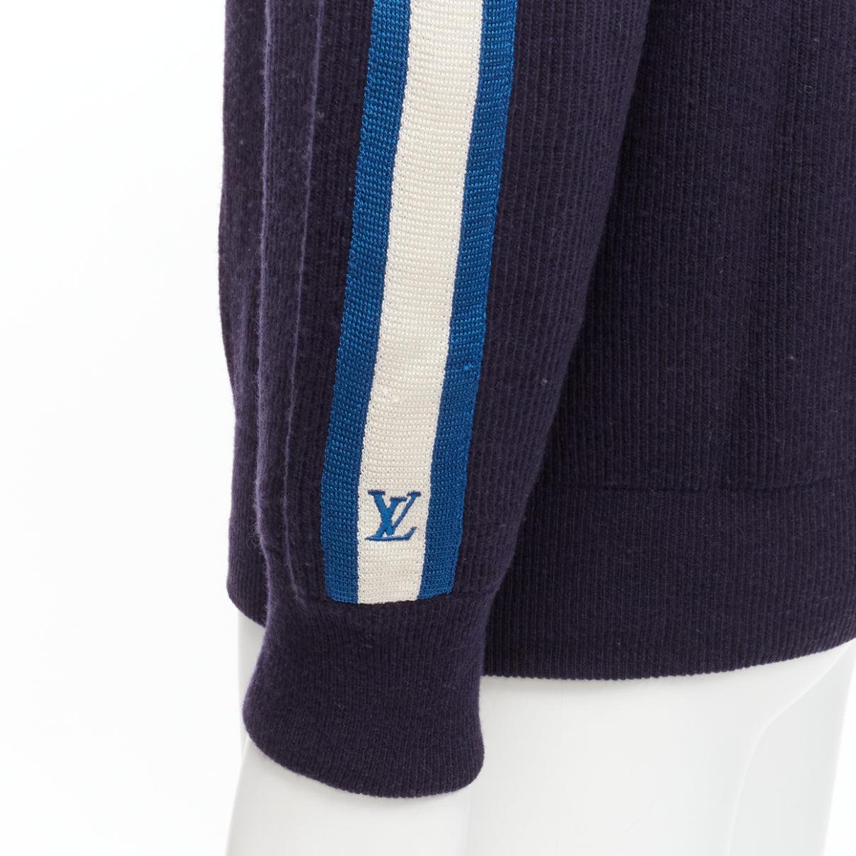 LV Style Cashmere Crewneck 138 Navy detail 2