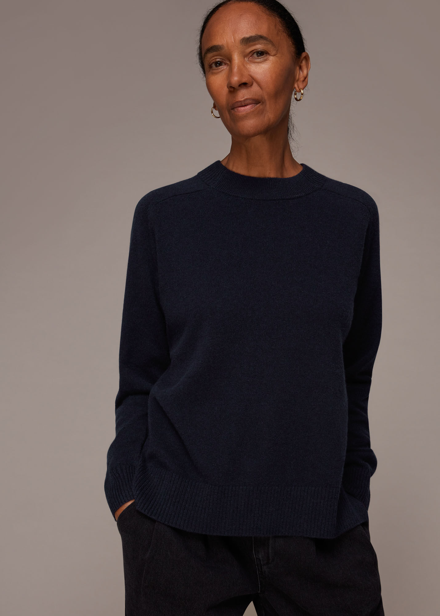 ALD Style Cashmere Crewneck 143 Navy detail 4