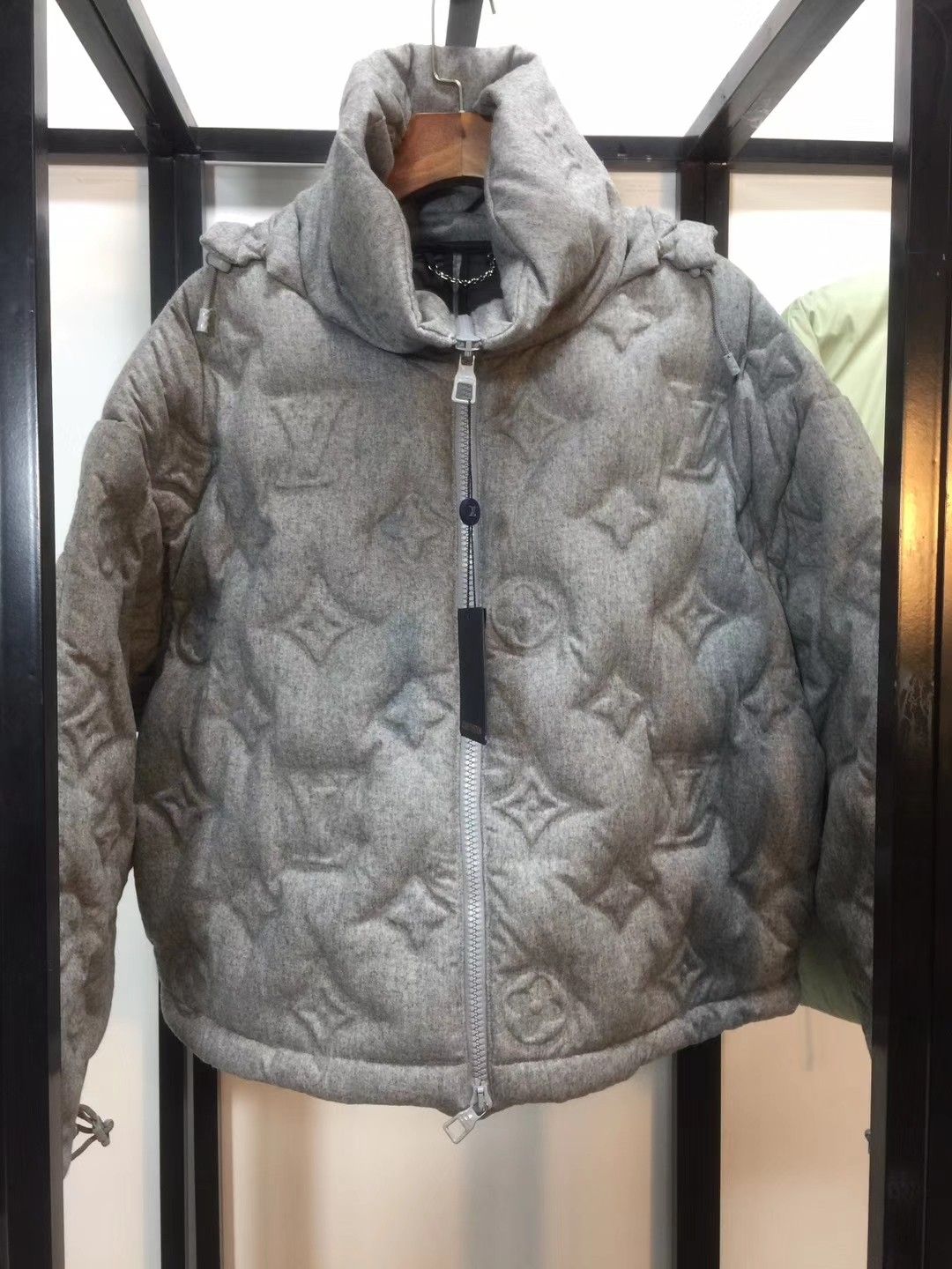 LV Style Puffer Jacket 157 Cement detail 3