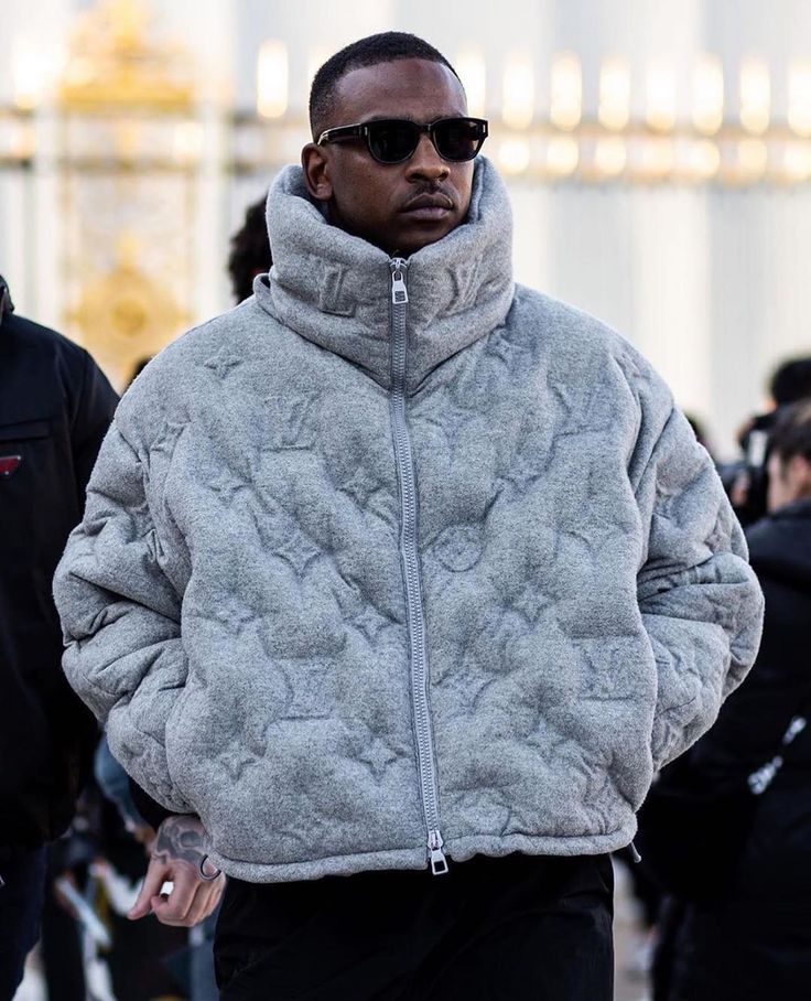 LV Style Puffer Jacket 157 Cement detail 4
