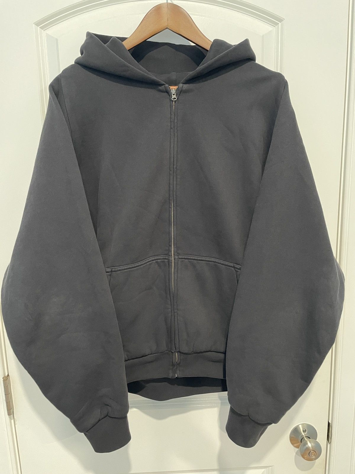 Yeezy Gap Style Zip Hoodie 170 Cement detail 4