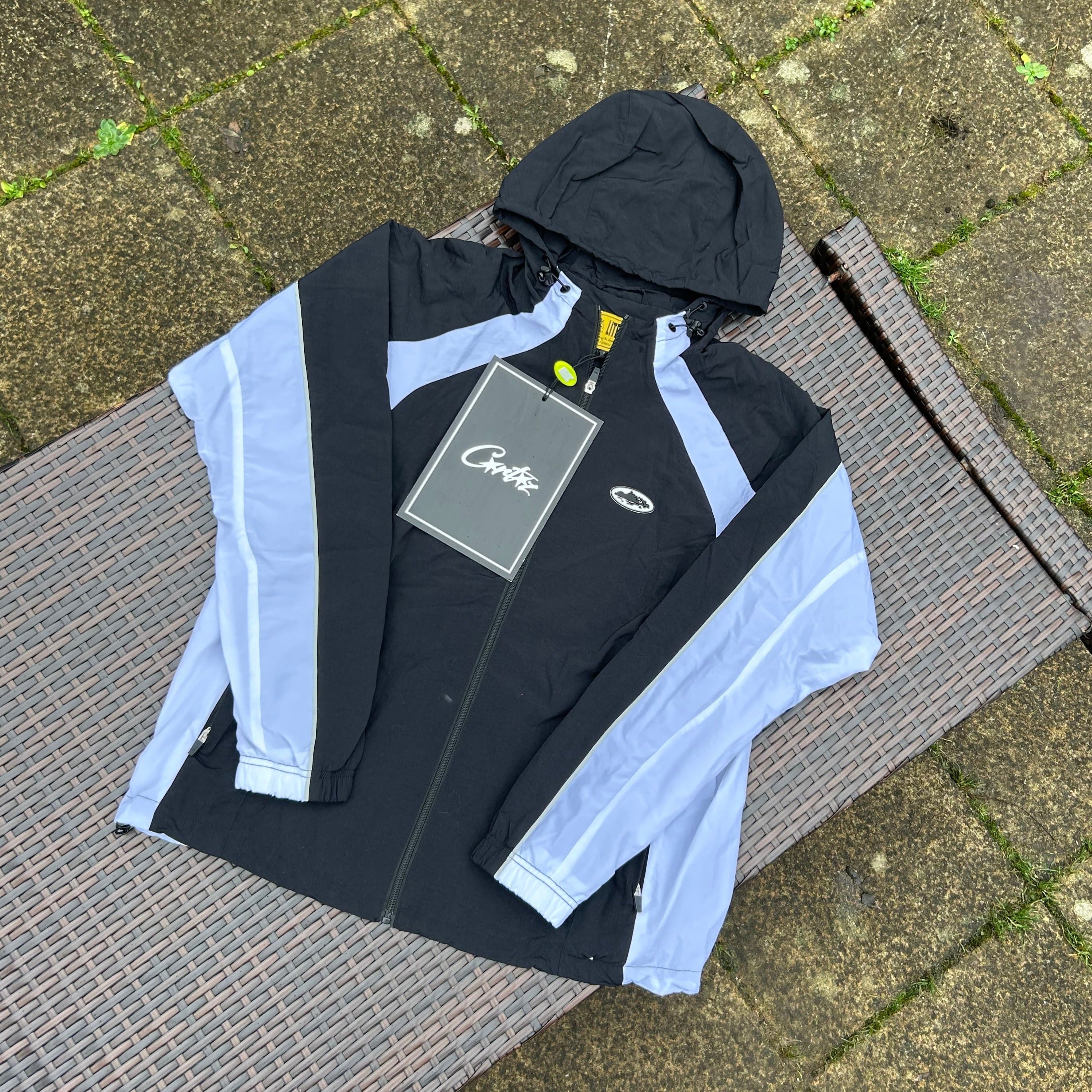 Corteiz Style Windbreaker 225 Navy detail 2