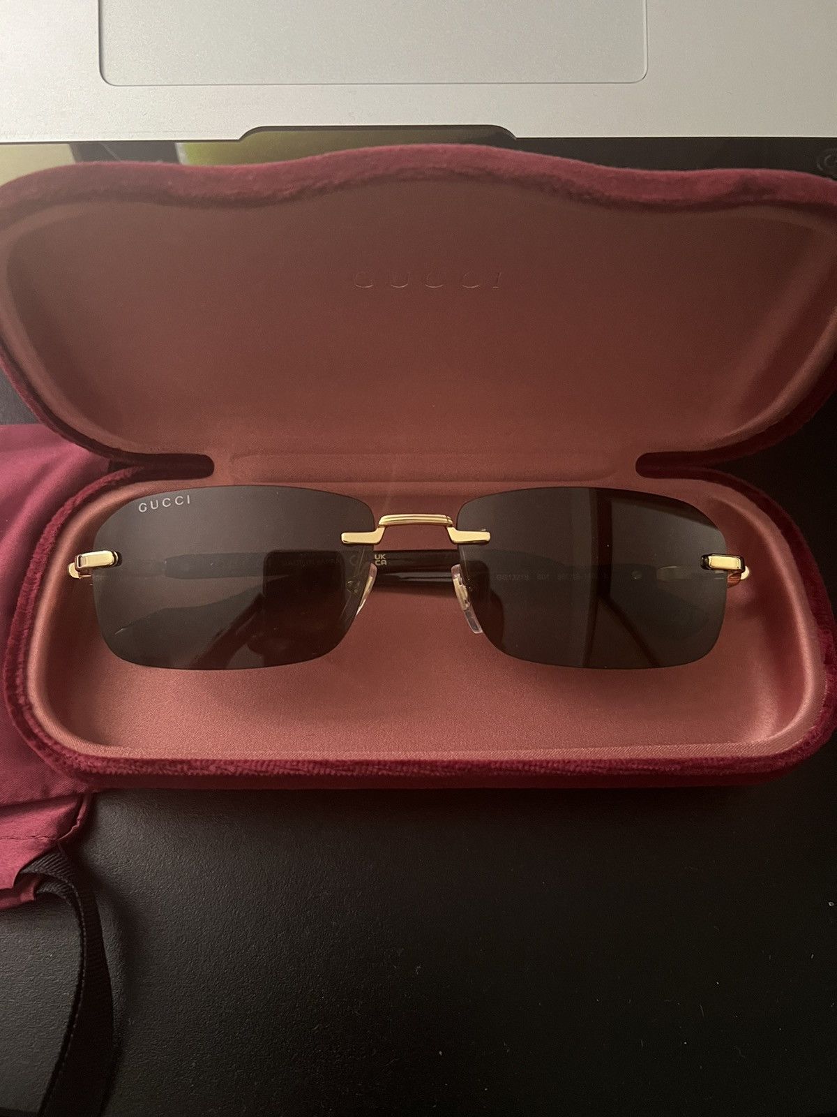 Gucci Style Rimless Rectangle 41 Rose Gold detail 4