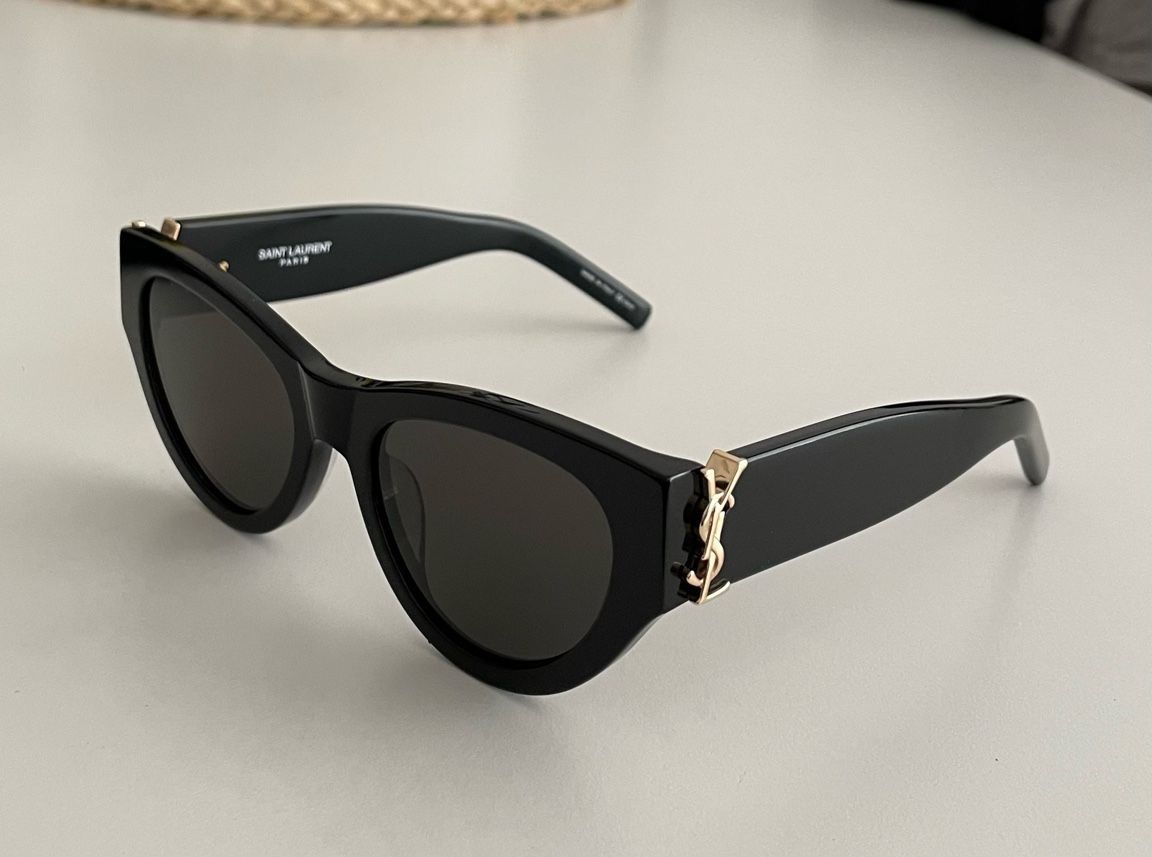 YSL Style M32 Cat-Eye Black / Gold detail 3