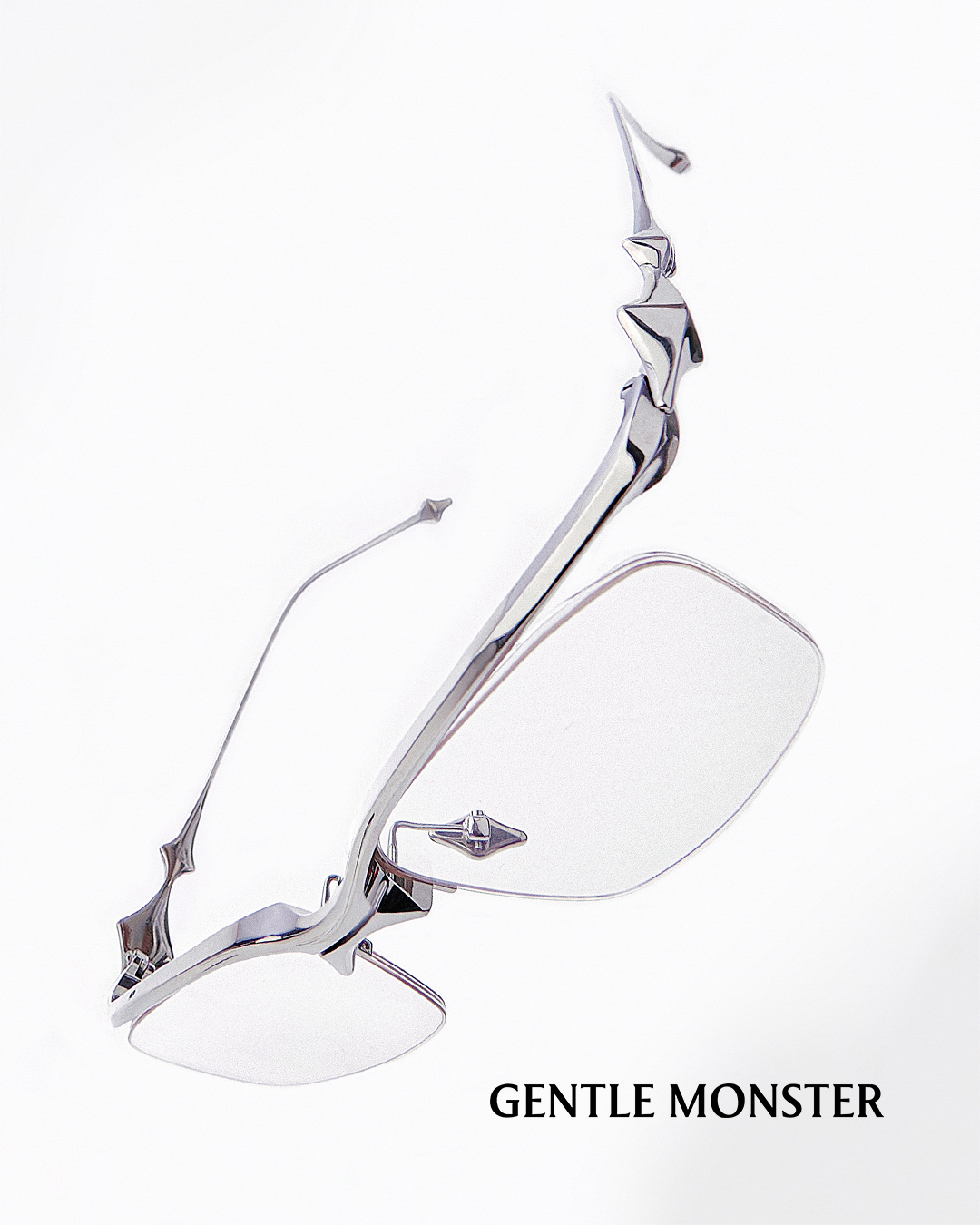 Gentle Monster Style Pilot Frame 130 Crystal detail 4