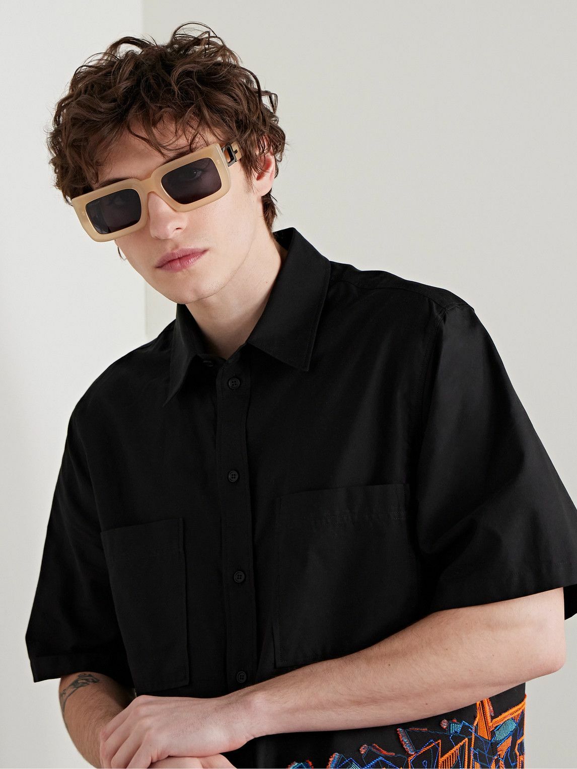 Off-White Style Boston Rectangular Black detail 4