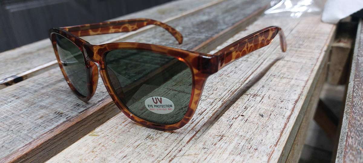 Versace Style Wayfarer Classic 192 Tortoise detail 3