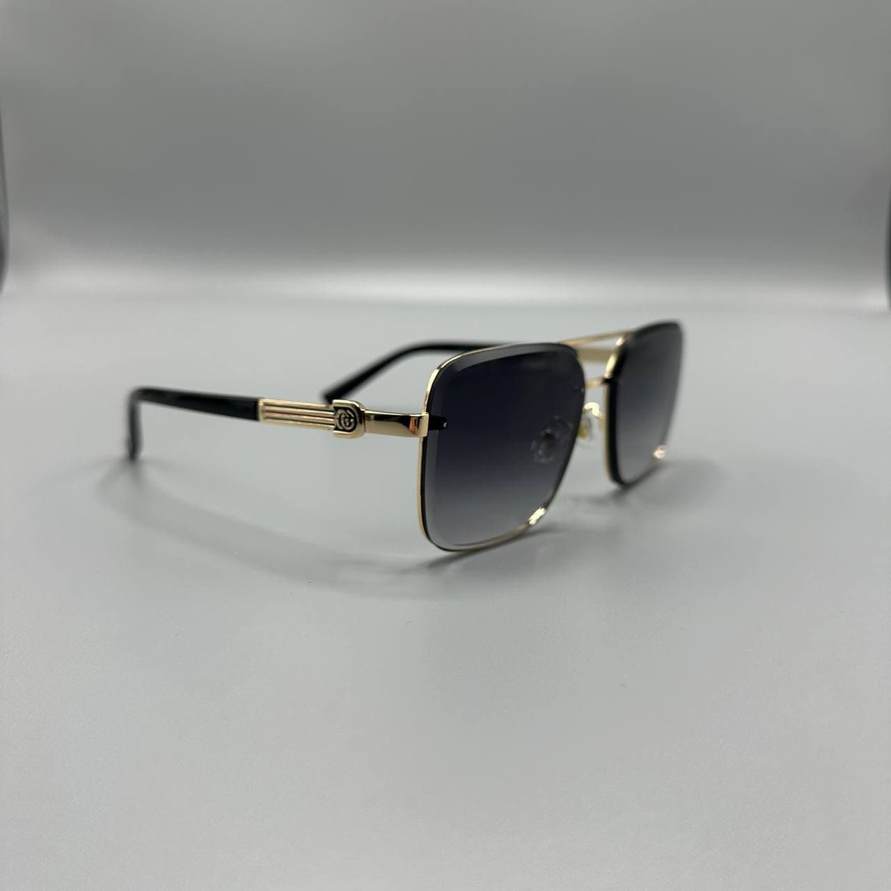 Gucci Style Retro Square 207 Black / Gold detail 3