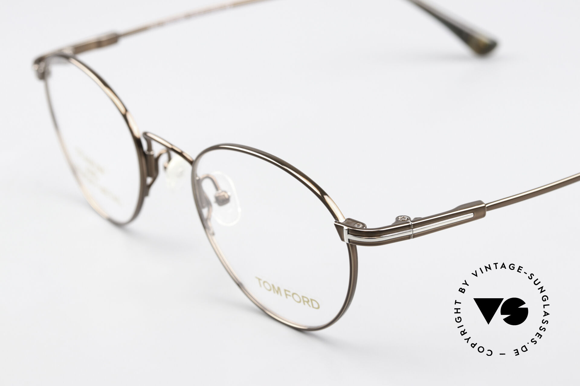 Tom Ford Style Panto Frame 248 Silver Mirror detail 3