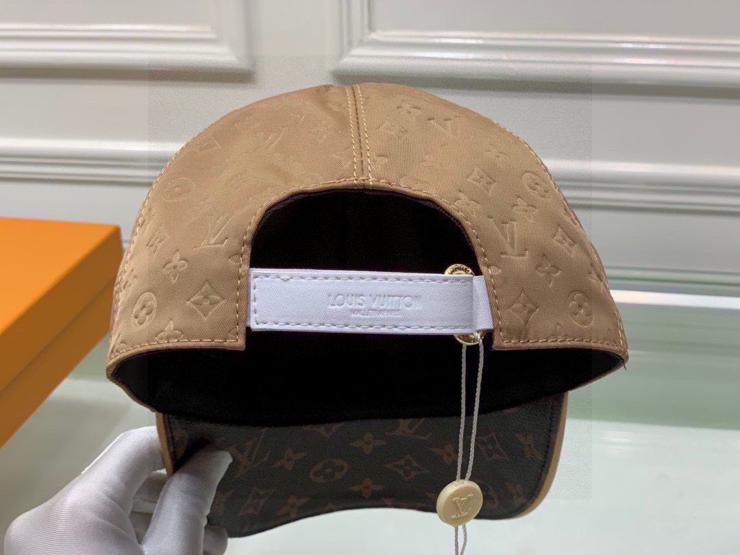 LV Style Camp Cap 151 Cream detail 4