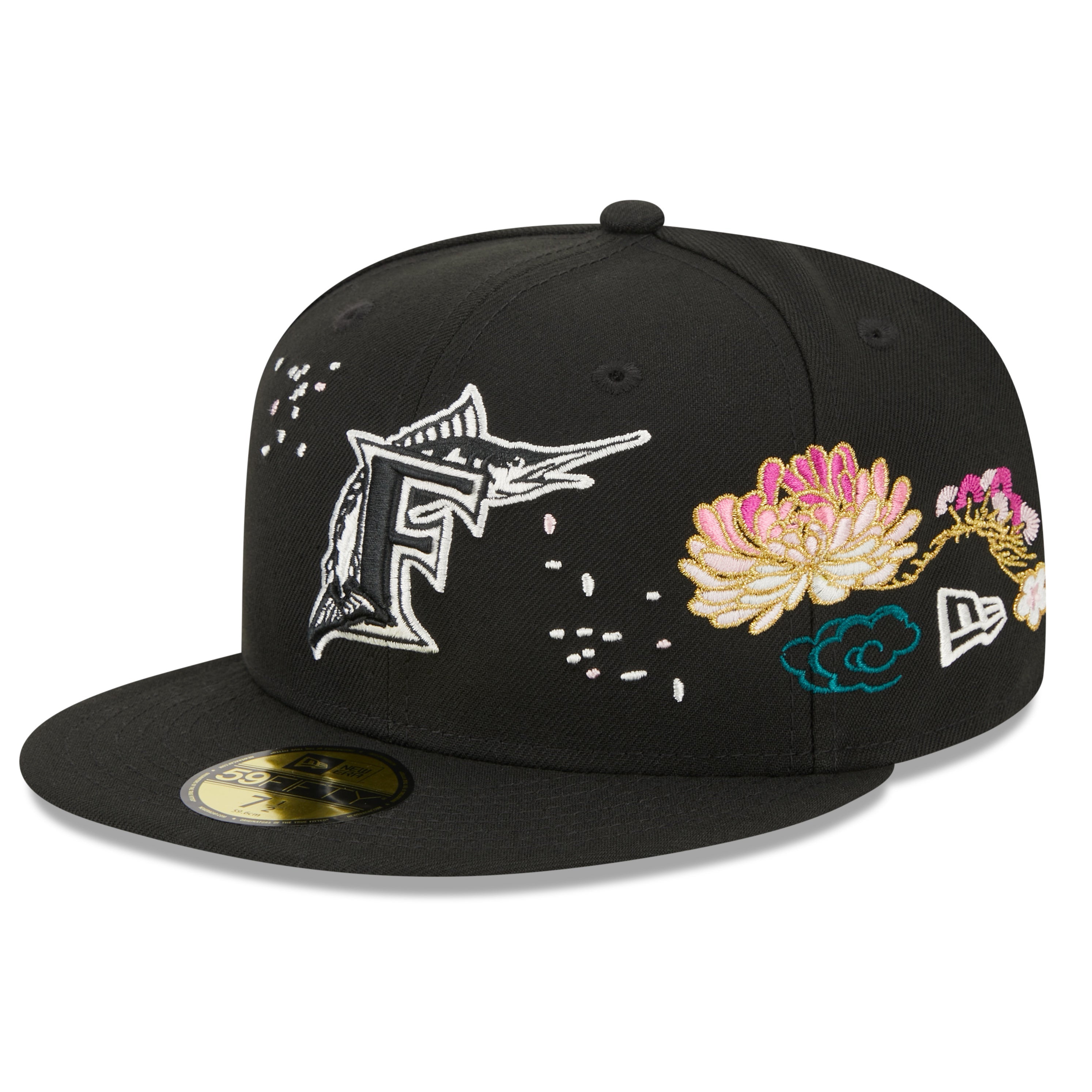 Balenciaga Style 59FIFTY Fitted Cap 205 Cherry detail 4