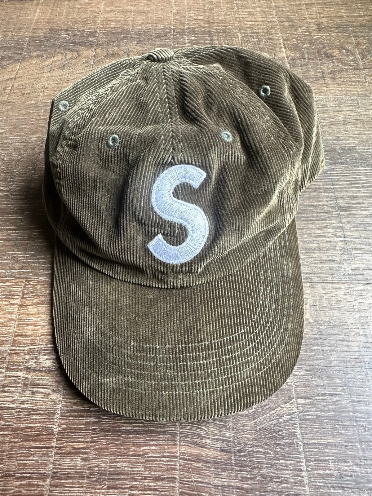 Supreme Style Corduroy Cap 223 Olive detail 4