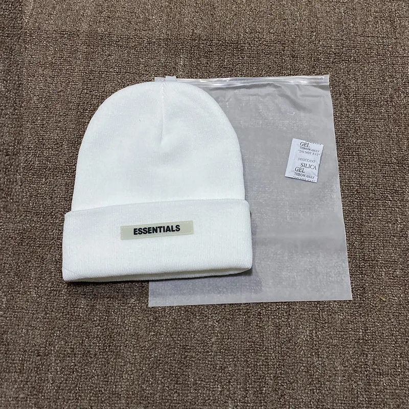 Essentials Style Wool Beanie 233 Bone detail 2