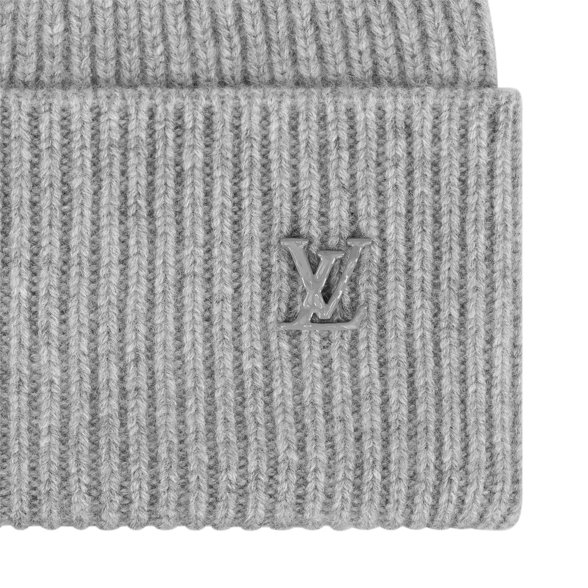 LV Style Cuffed Beanie 235 Cherry detail 4