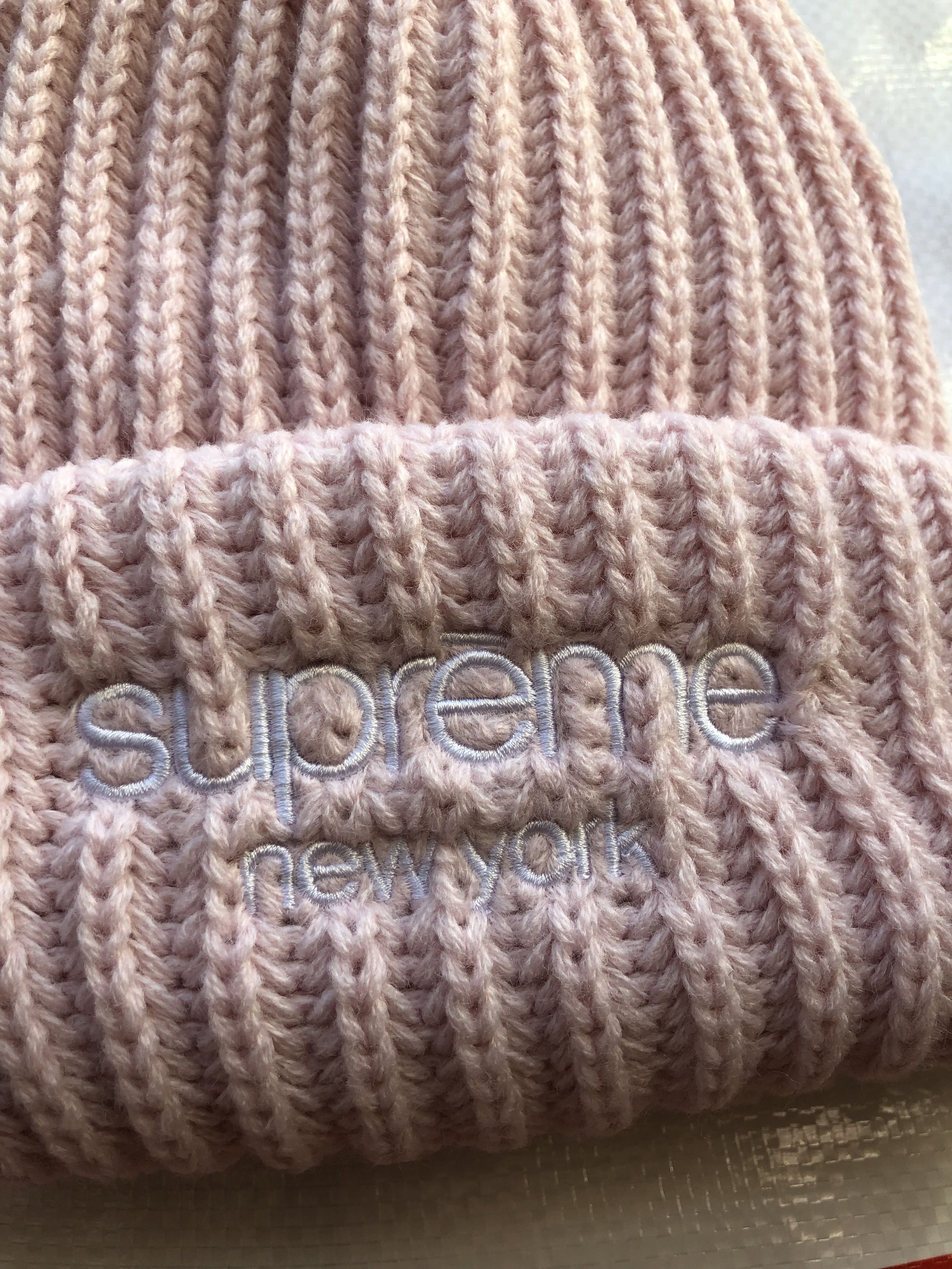 Supreme Style Cuffed Beanie 237 Sand detail 3