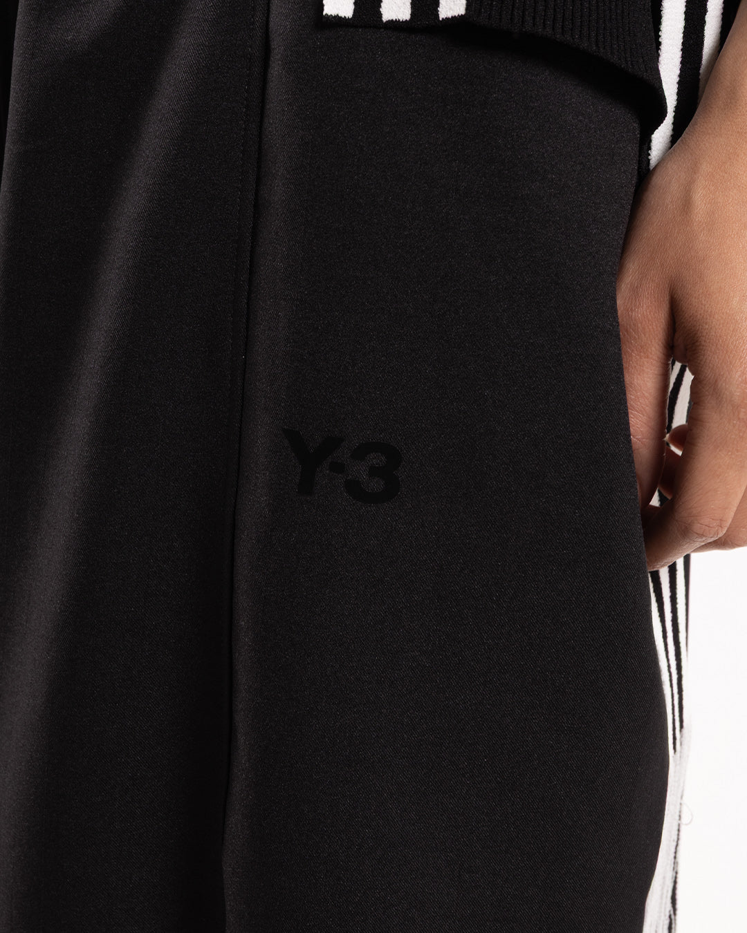 Y-3 Style Flared Track Pant Black detail 4