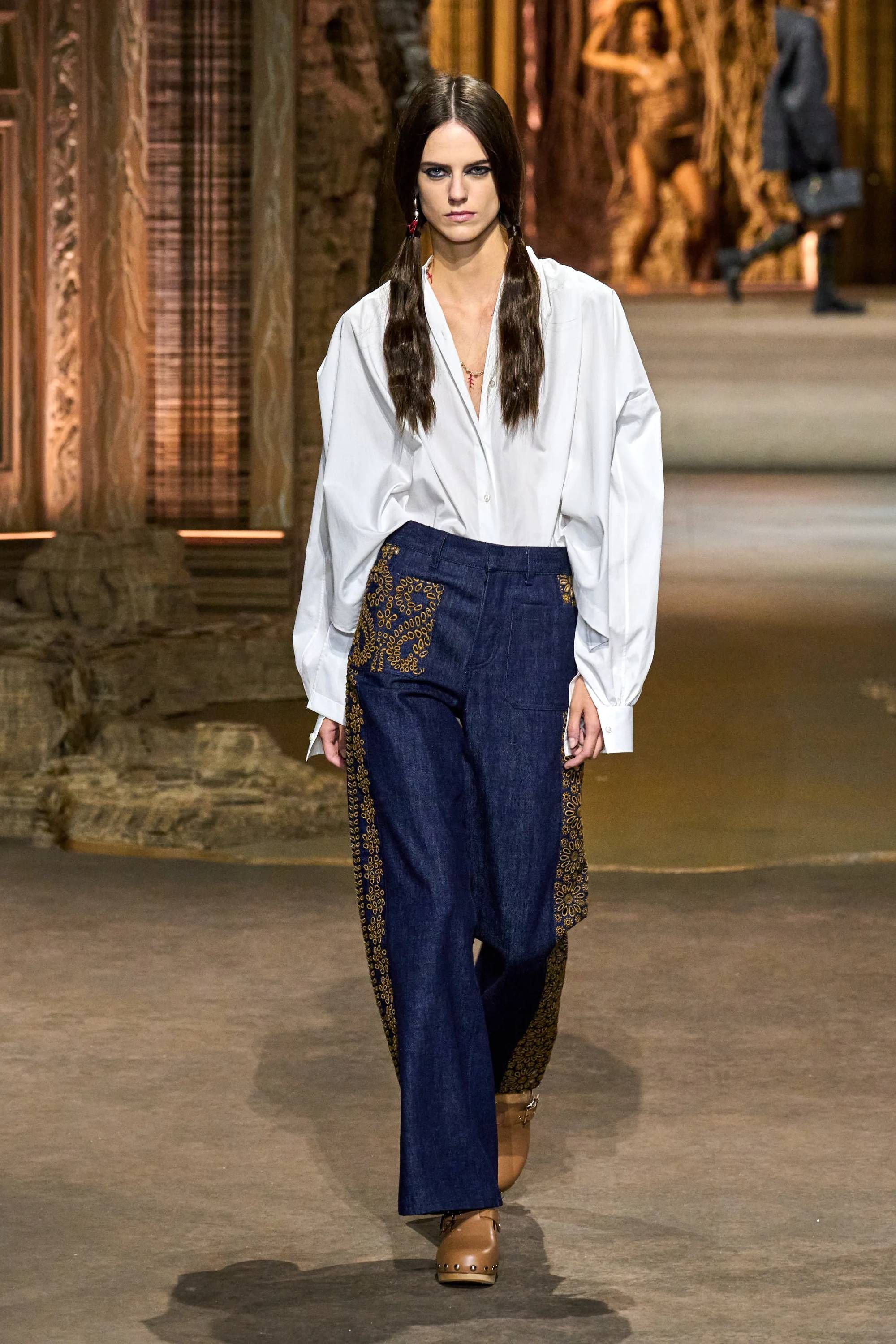 Dior Style Baggy Denim 82 Chocolate detail 4