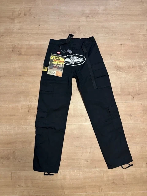 Corteiz Style Guerillaz Cargo Triple Black detail 4