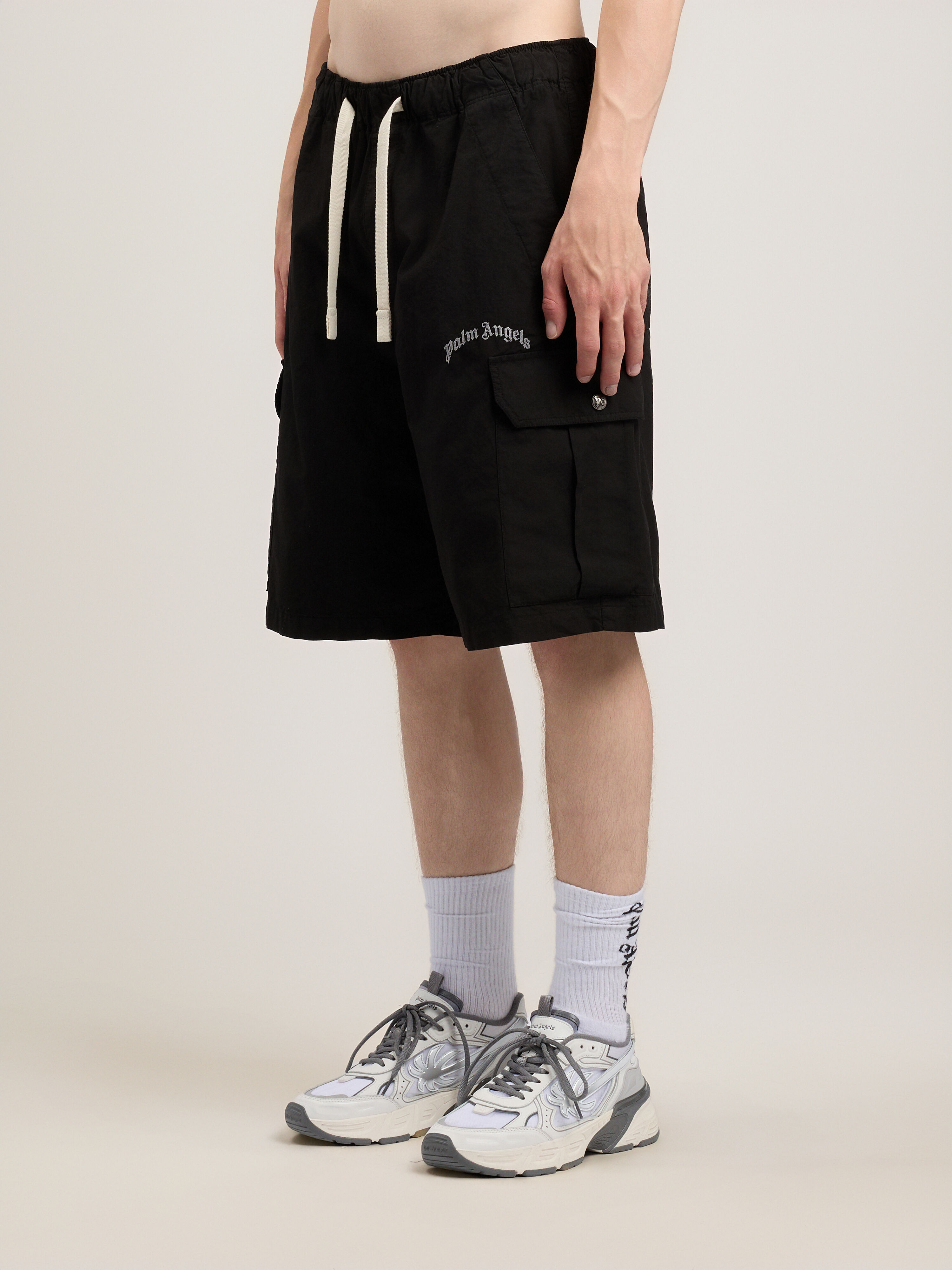 Palm Angels Style Cargo Short 106 Charcoal detail 2