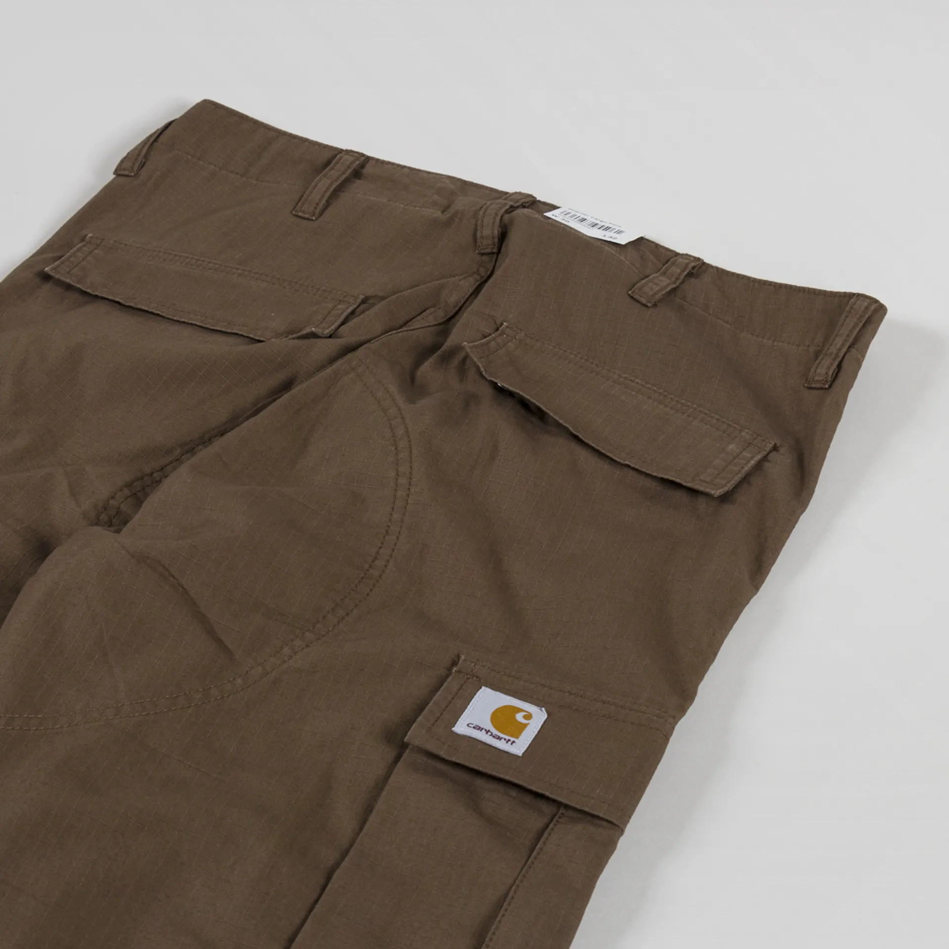 Carhartt Style Cargo Pant 151 Chocolate detail 4