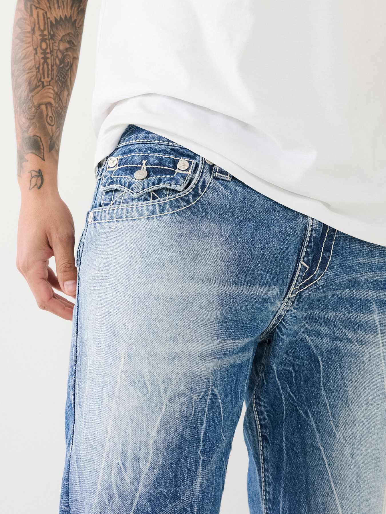 True Religion Style Ricky Big-T Jean Medium Wash detail 3