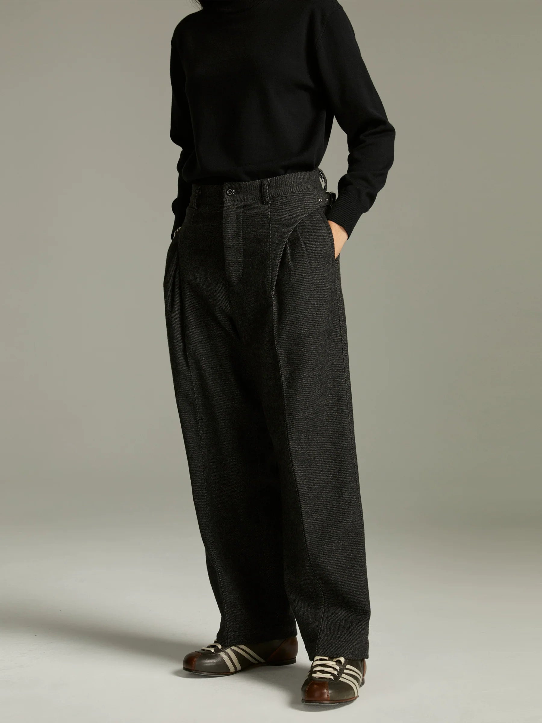 Corteiz Style Wool Trouser 171 Charcoal detail 4