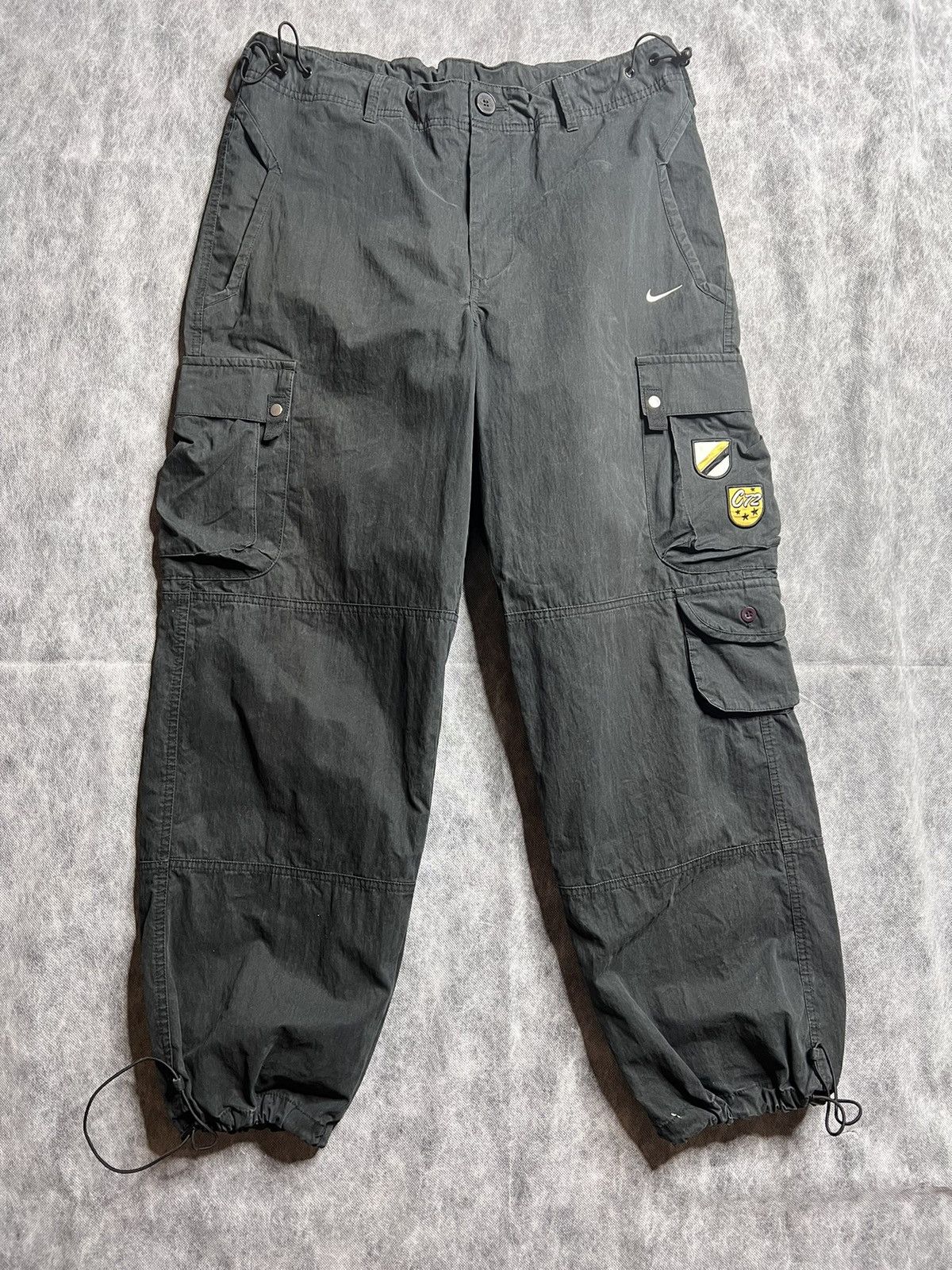 Corteiz Style Nylon Cargo 190 Sand detail 3